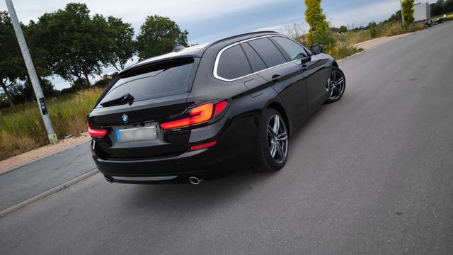BMW 520d HeadUp *ACC AHK CAM MHEV Hybrid LCI