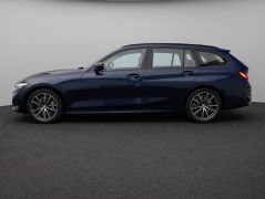 Foto Nummer 11: BMW 330i
