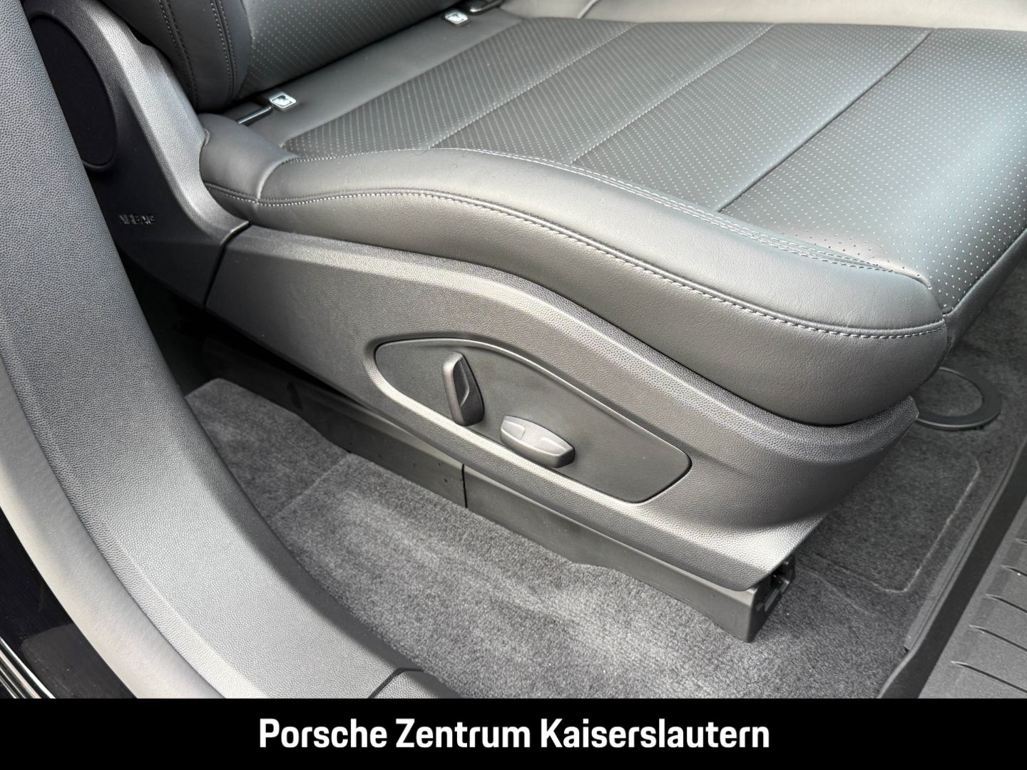 Porsche Macan - Bild 22