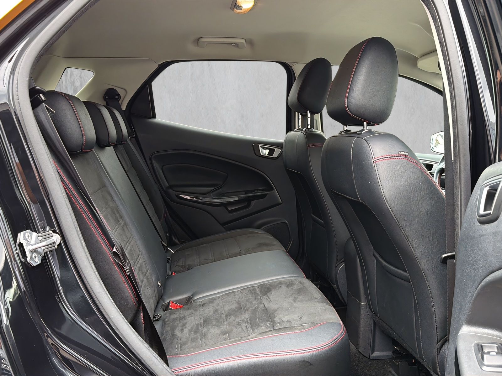 Fahrzeugabbildung Ford EcoSport 1.0 ST-LINE AHK LEDER KLIMAAUT.NAVI PDC