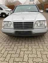 Mercedes-Benz Mercedes E250 2,5 Diesel - gebrauchte Mercedes-Benz E 250 aus dem Jahr 1994