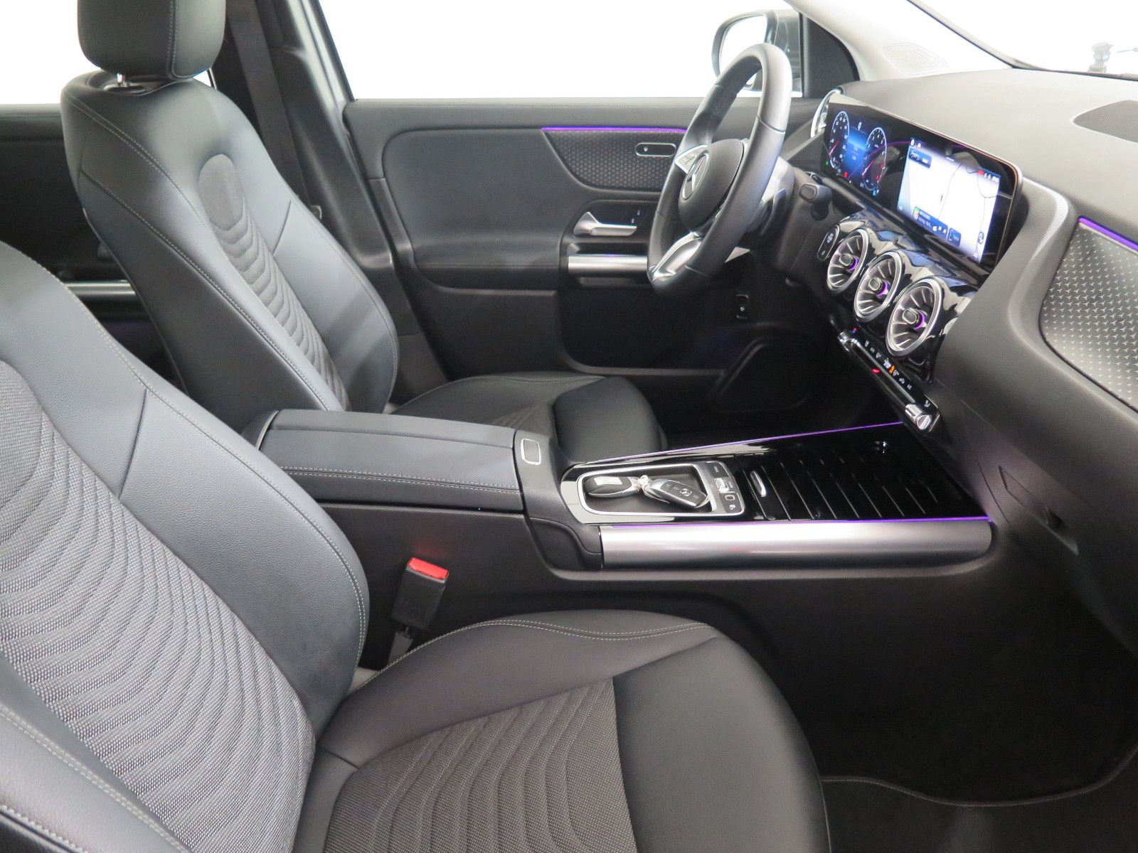 Mercedes-Benz GLA 220 4Matic Edition Progressive Line foto 12