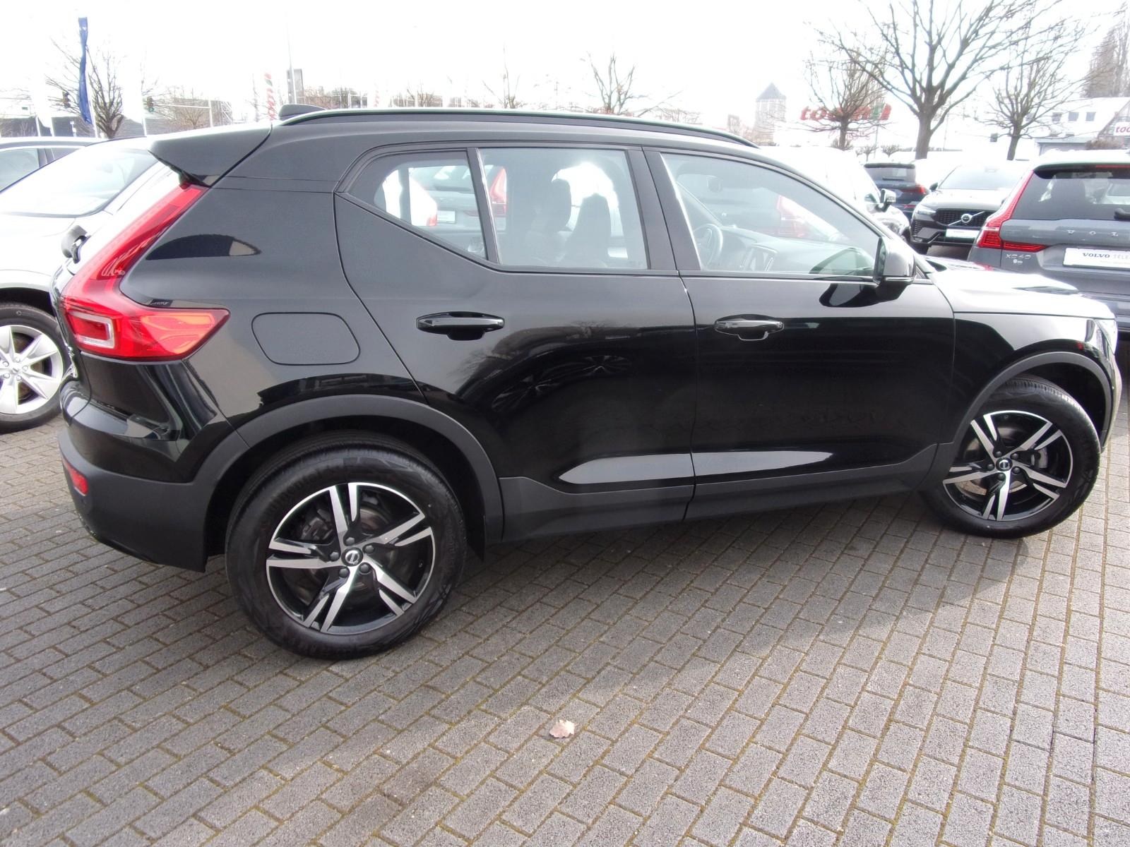 Volvo XC 40 T2 Plus Dark 2WD
