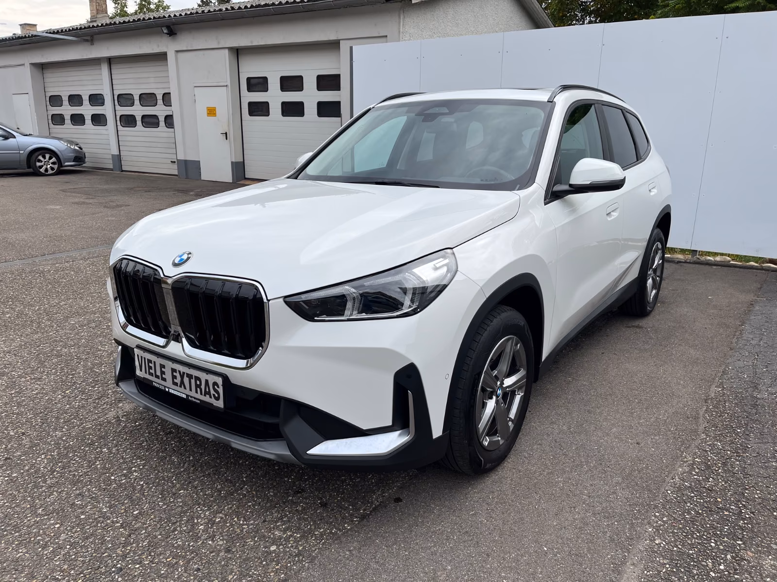 BMW X1 sDrive 18d Aut. *Leder*HUD*Kamera*Panorama*