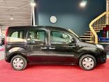 Renault Kangoo 1.2 TCe Happy Family/ 1.Hand/TüvNEU - Renault Kangoo mit Benzin-Antrieb: Kleinbus