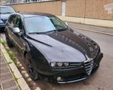 Alfa Romeo Roter Luxus auf Rädern  Alfa 159 Kombi mi... - Alfa Romeo 159: Automatik