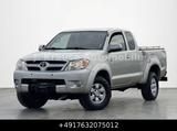 Toyota Hilux Extra Cab 2.5 D-4D 4x4 AHK Netto 10000€ - Toyota Hilux: Extra Cab