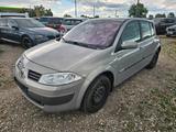 Renault Megane Luxe Privilege 1.4 16V (Nr.006) - Renault Megane: Luxe Privilege