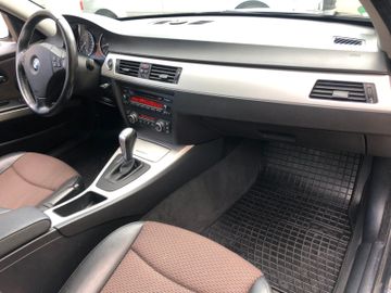 BMW 320 - 11