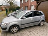 Kia kia Rio 1,4 l - gebrauchte Kia Rio aus dem Jahr 2008
