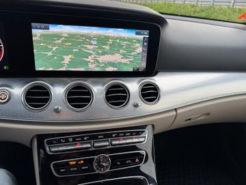 Mercedes E 220 - 9