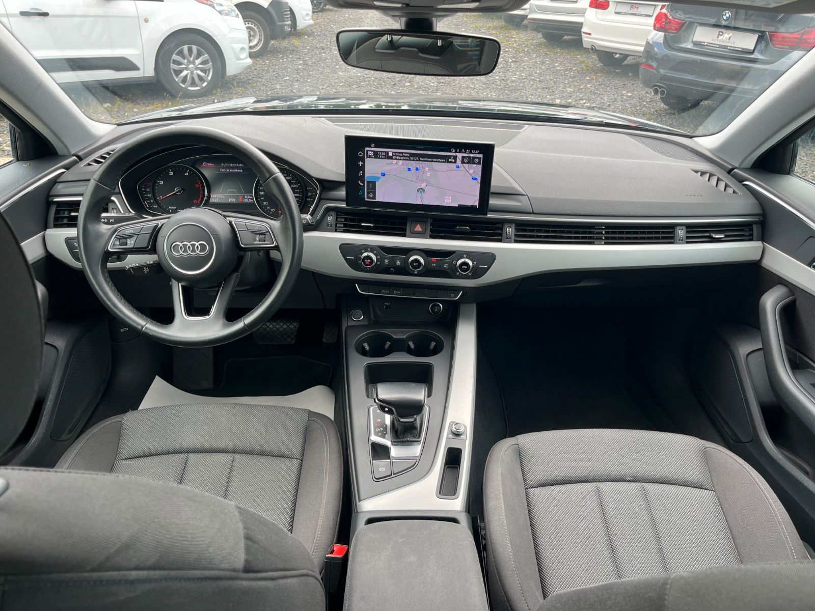 Fahrzeugabbildung Audi A4 Avant 35 TDI basis Aut. Navi LED 1.HAND PDC