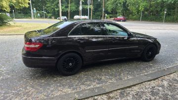 Mercedes E 250 - 11
