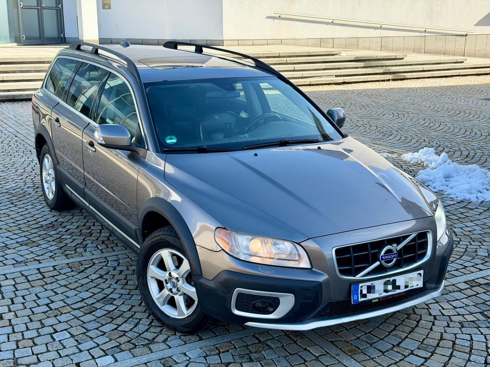 Volvo XC 70 XC70 Momentum AWD