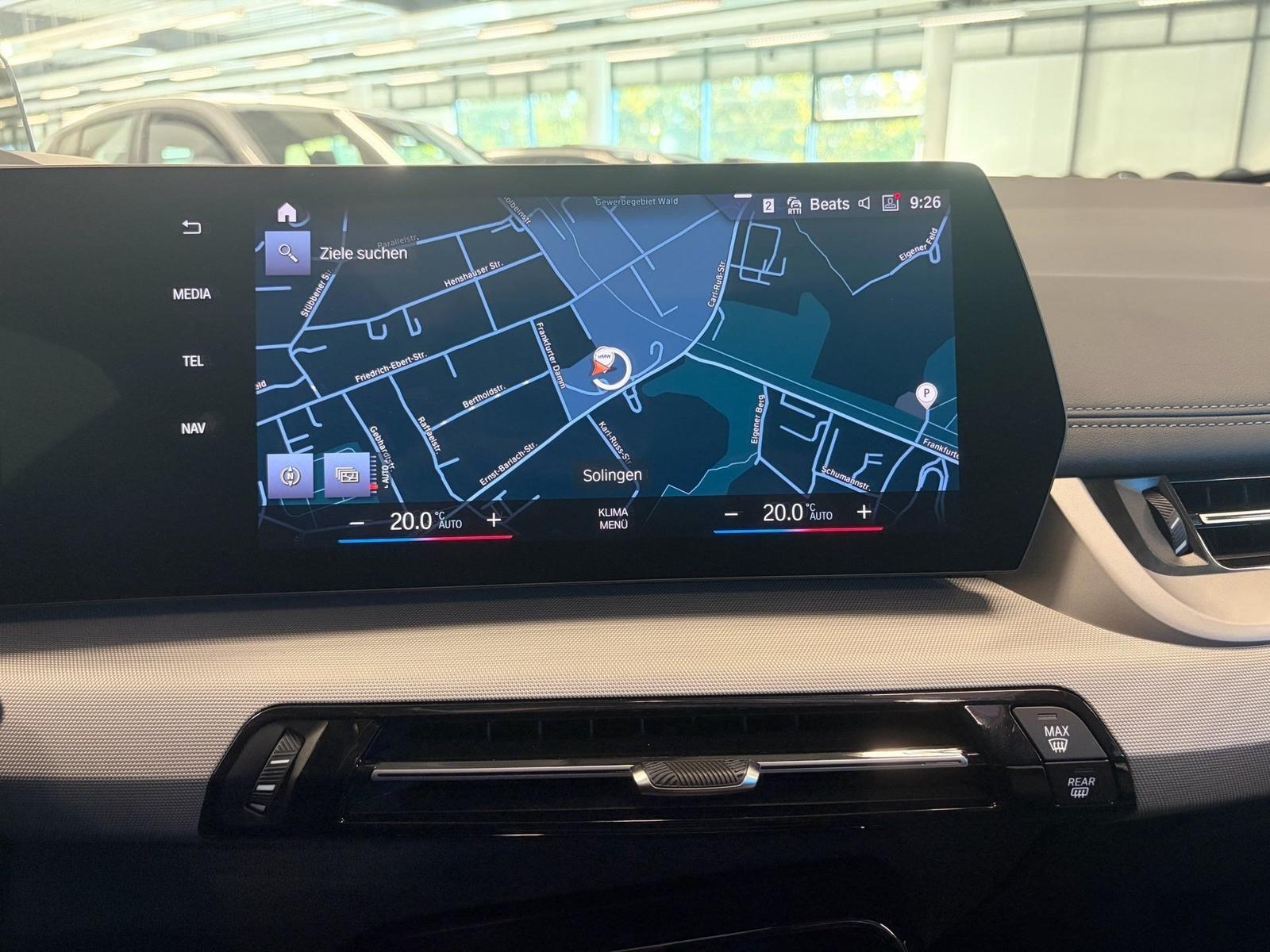 BMW Active 218i Active Tourer HUD PANO ACC AHK RFK NAVI LM, миниатюра 9