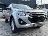 Isuzu D-Max Space Cab 4x4 Aut. LS 120kW - silberne Isuzu D-Max