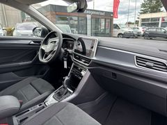 Fahrzeugabbildung Volkswagen T-Roc 2.0 TDI DSG Style KAMER AHK MISANO 19"