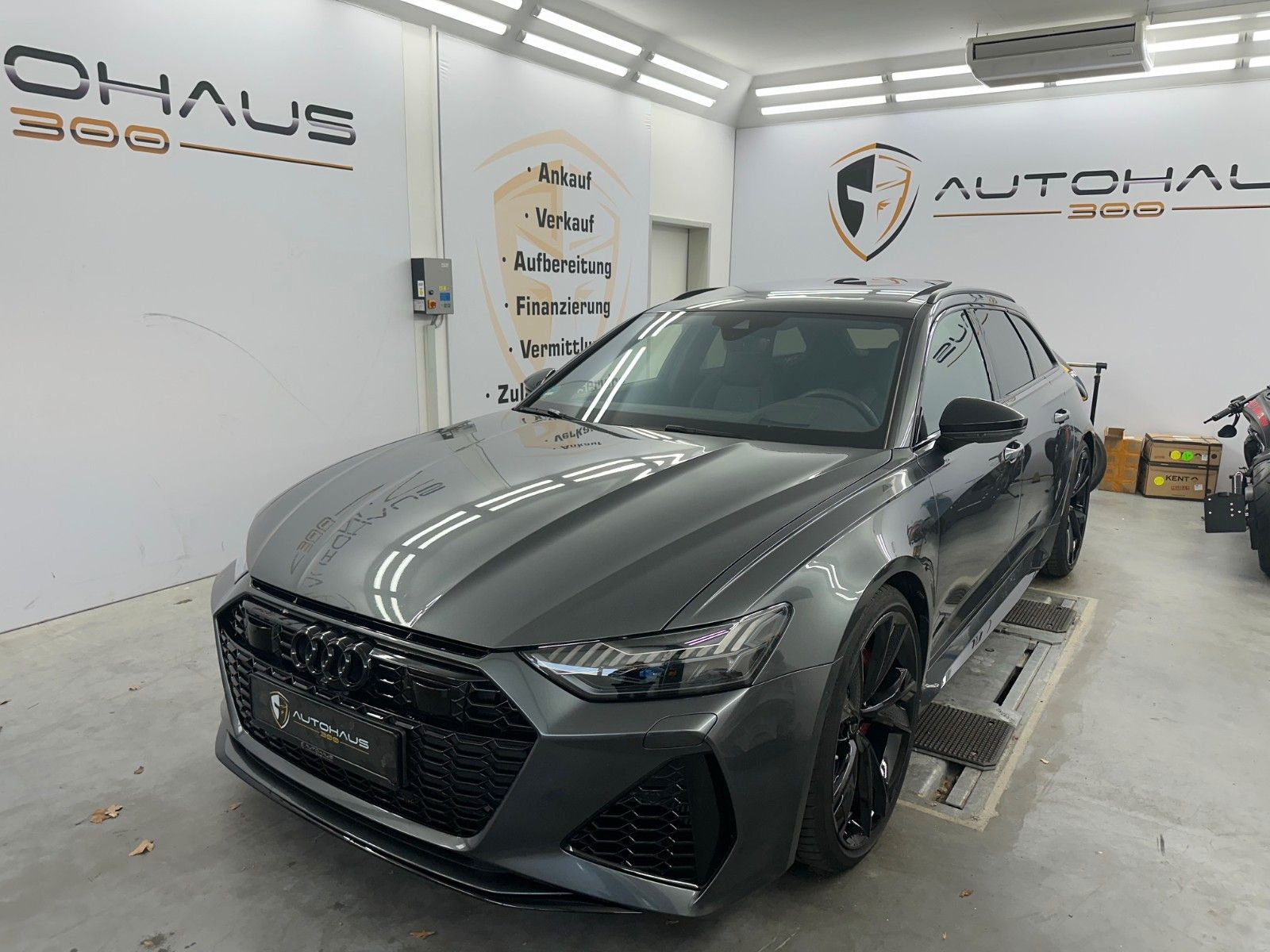 AUDI RS6 Avant 4.0 TFSI quattro performance LED ACC
