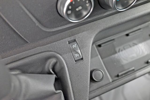 Fahrzeugabbildung Renault Master dCi 150 PS Kasten L3H2 AHK Klima #23T047