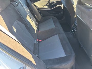 BMW 318i Touring M Sportpaket DAB LED RFK Tempomat