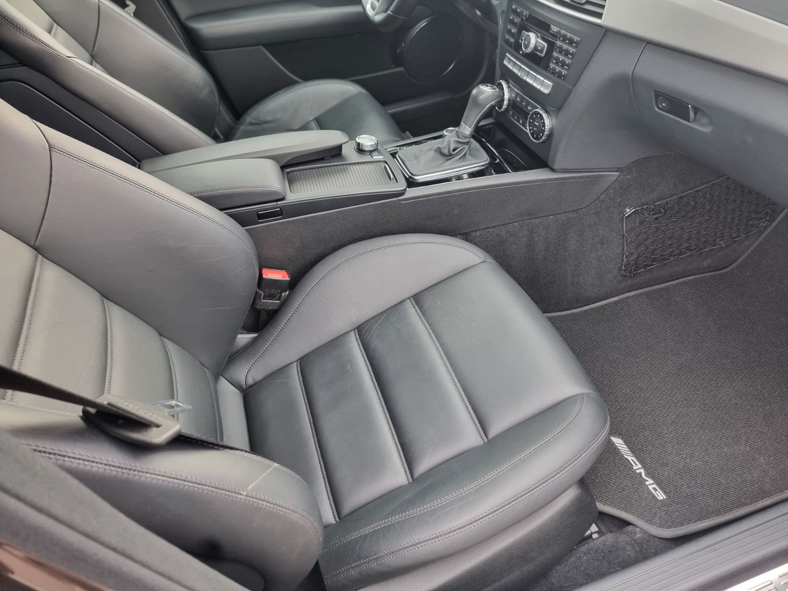 Fahrzeugabbildung Mercedes-Benz C 63 T AMG Designo/BRD/Erstlack/MB-Historie/1A