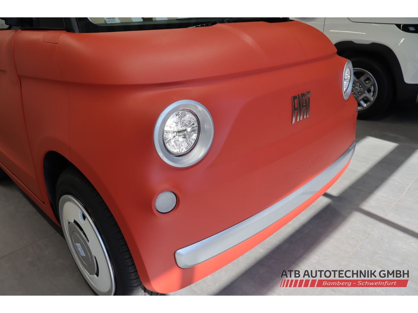 Fahrzeugabbildung Fiat Topolino MY26 7kWh 8,2PS /Fahrbar ab 15 Jahre!