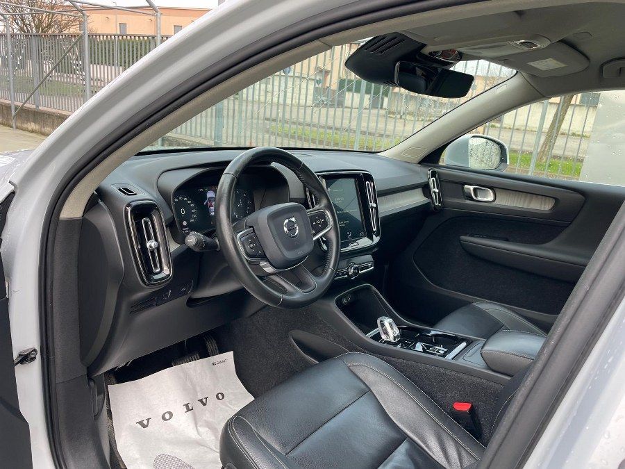 Volvo VOLVO Xc40 SOLO PER COMMERCIANTI AUTO SENZA GARA imagem 2