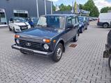 Lada NIVA LANG 4TÜR AHK HU SERVICE 4*4 *3* AUF LAGER* - Lada Taiga: Allradantrieb