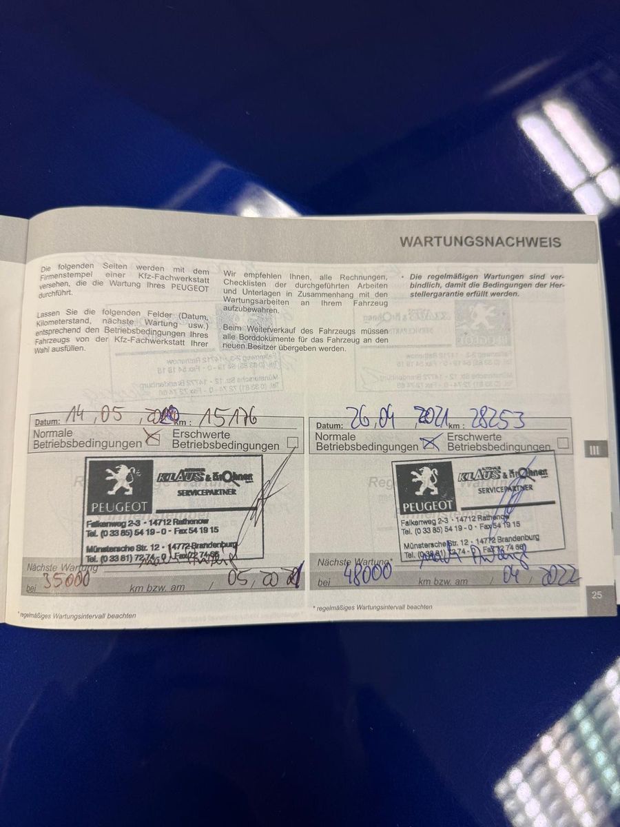 Fahrzeugabbildung Peugeot 308 GT /AHK /NAVI/KAMERA/LEDER/SCHECKHEFT