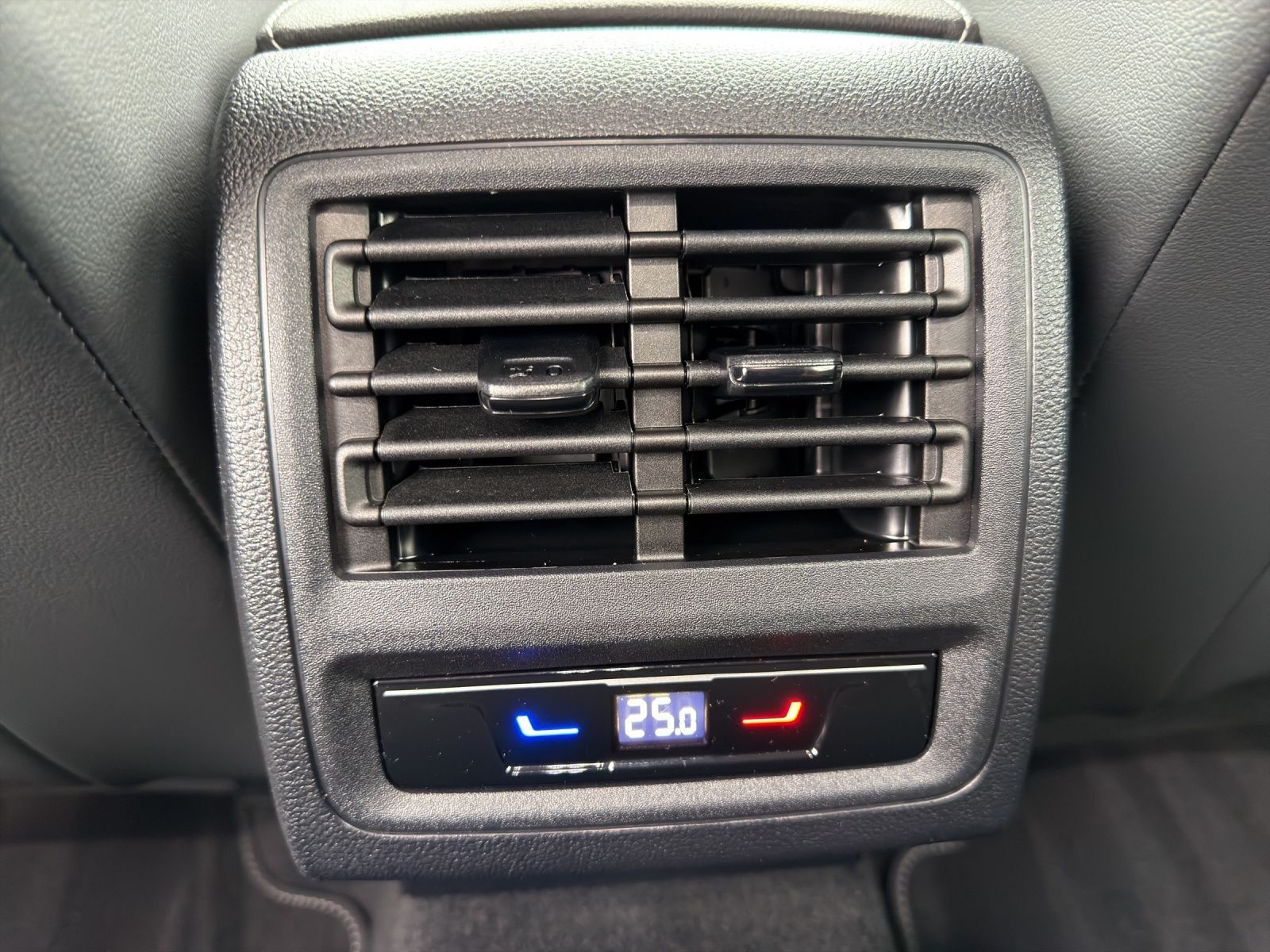 Golf VIII Goal 1.5 TSI Navi*Kamera*ACC*LED