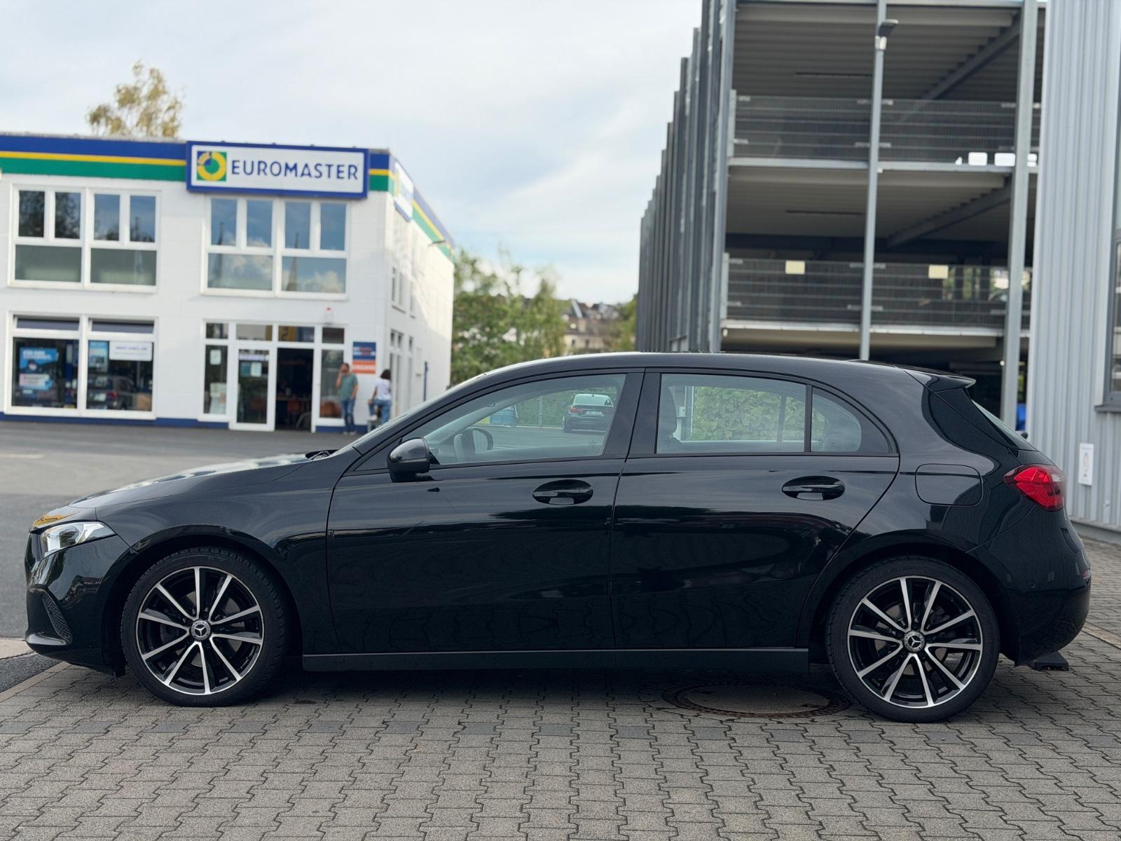 Mercedes-Benz A-Class d 8G-DCT CarPlay Spur DAB MBUX PDC SHZ Alu, миниатюра 11