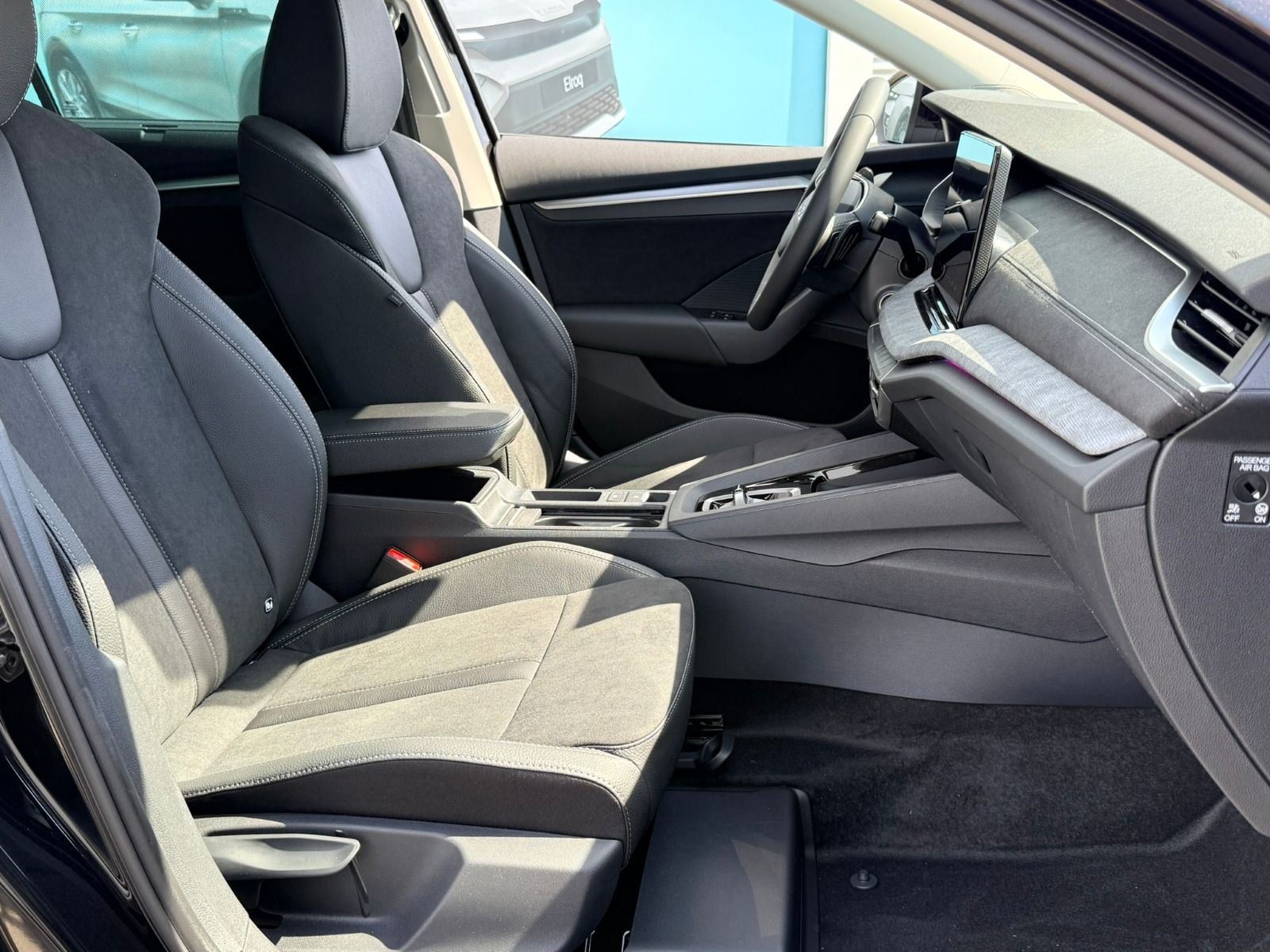 Fahrzeugabbildung SKODA Octavia Combi Balance 1.5TSI DSG*360°Cam*Alcanta