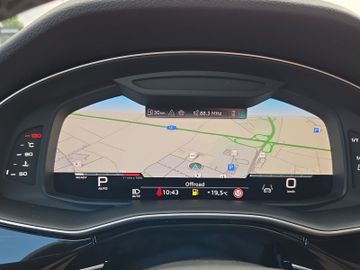 Audi Q8 - 10