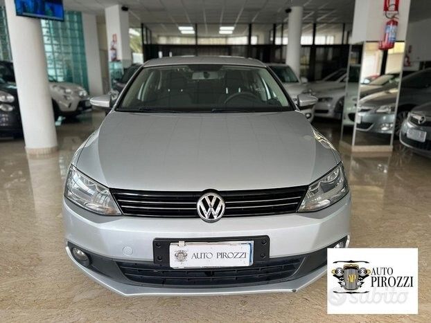 Volkswagen VW JETTA 1.6 TD del 2012con 168000KM