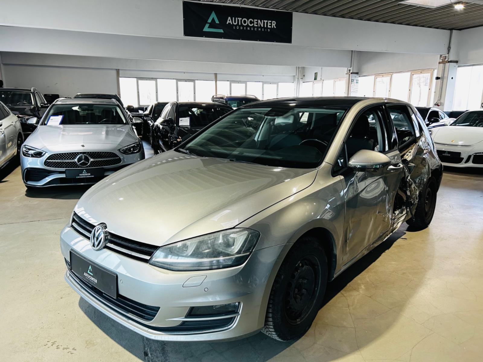 Volkswagen Golf VII Lim. Highline BMT*Pano*Xenon*Kamera*