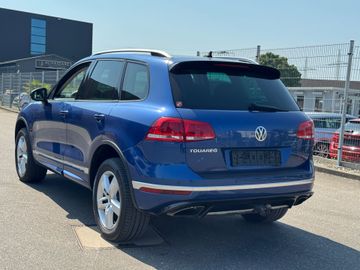 Volkswagen Touareg - 4
