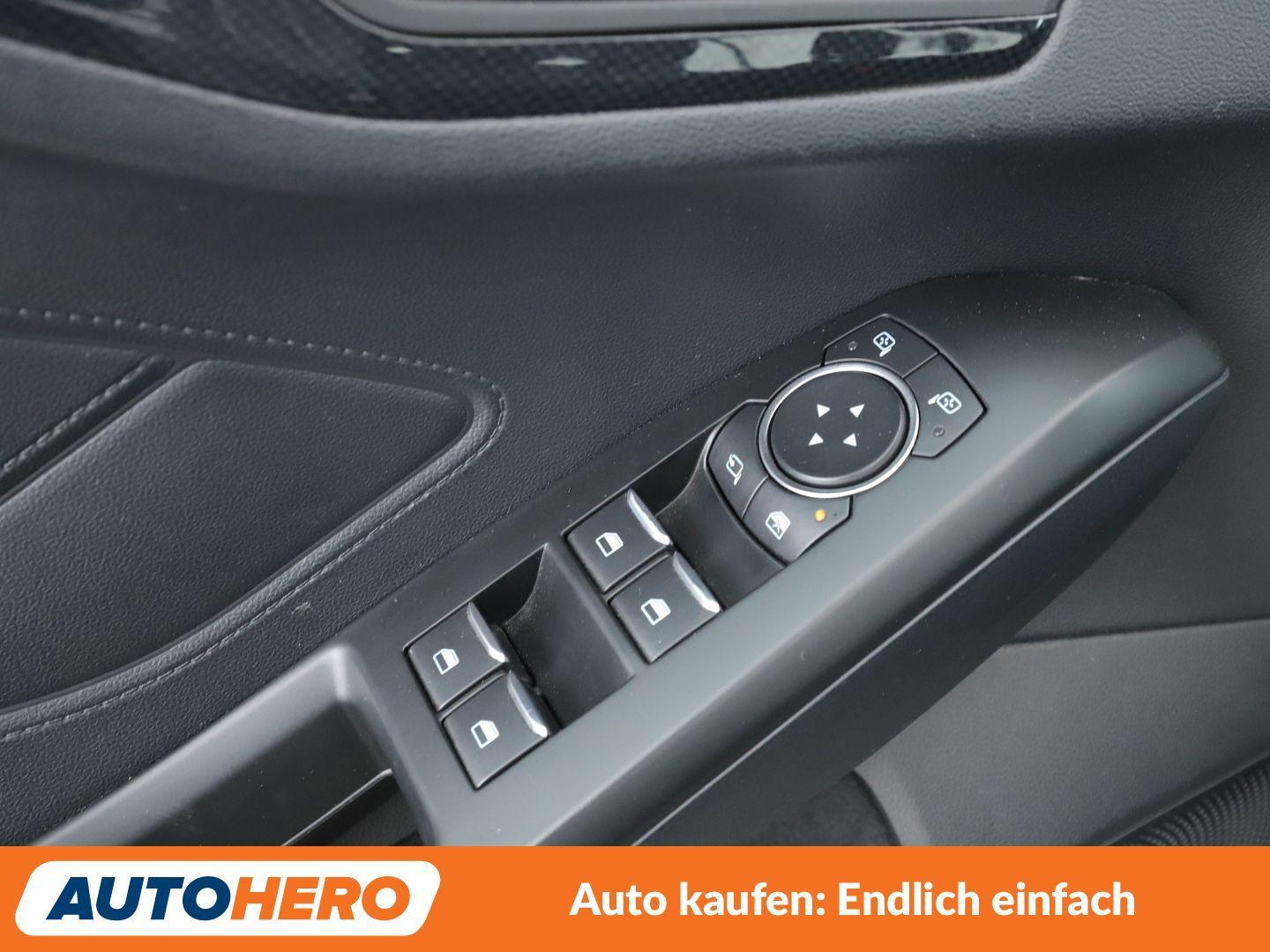 Ford Focus 1.5 EcoBoost ST-Line*NAVI*LED*SPUR*PDC*SHZ