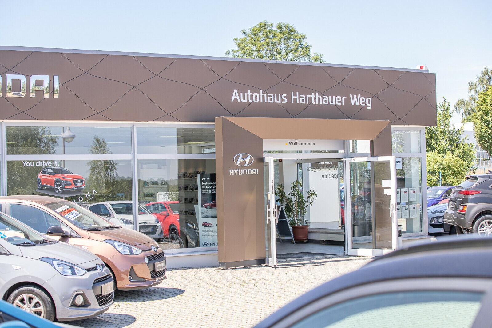 showroom-image-top