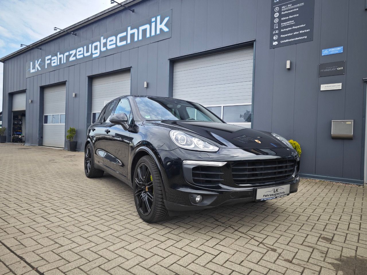 PORSCHE Cayenne S E-Hybrid Platinum Edition Panorama
