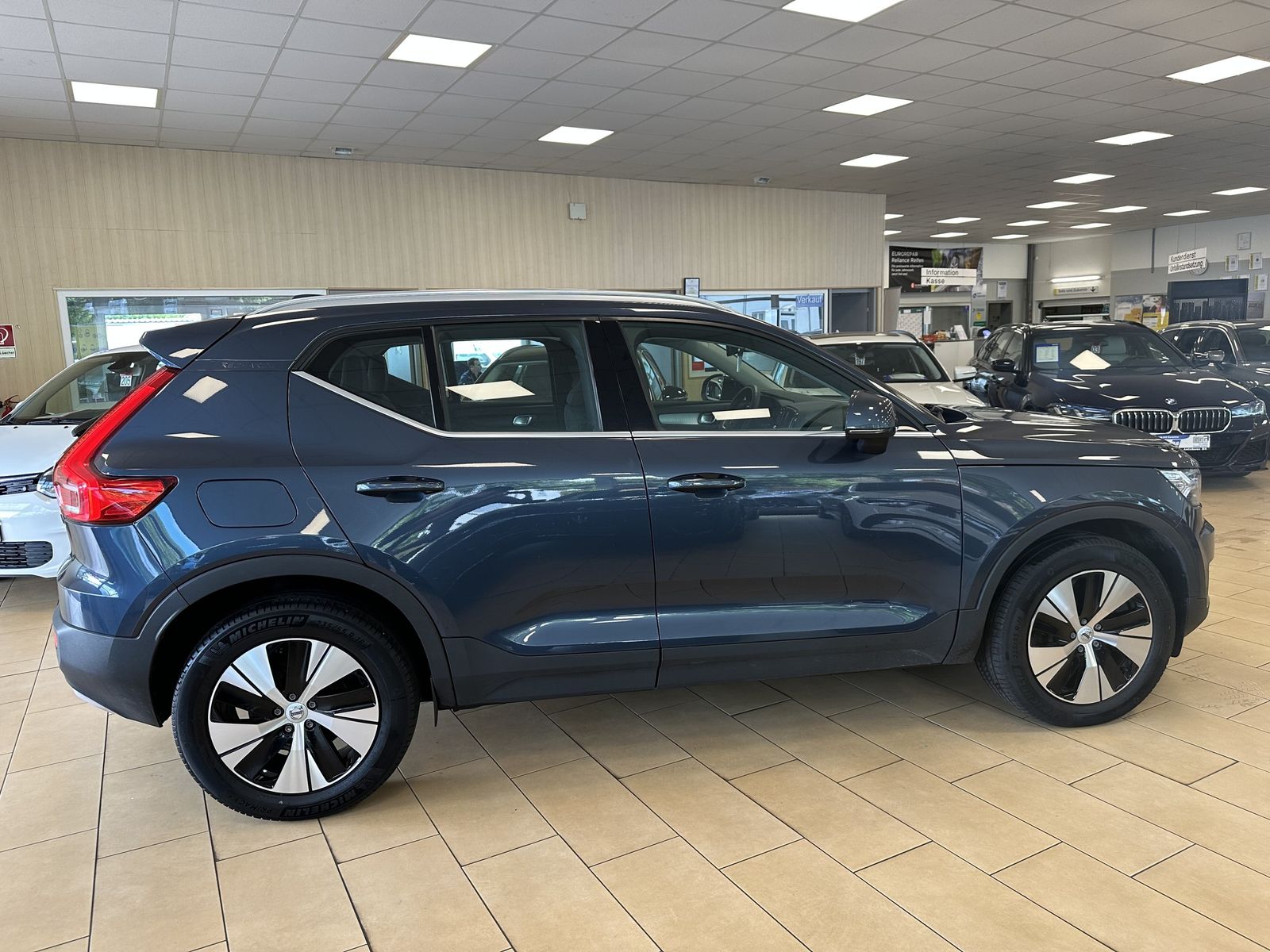 Volvo XC40 Inscription Plug-In ACC AHK Harman K CAM foto 4