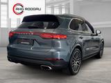 Porsche 3.0 V6 MATRIX/AHK/PANO/Amb L./360°/RS Spyder 21 - blaue Porsche Cayenne