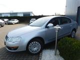 Volkswagen Passat Lim. Trendline*Automatik*Euro-5* - gebrauchte Volkswagen Passat aus dem Jahr 2009