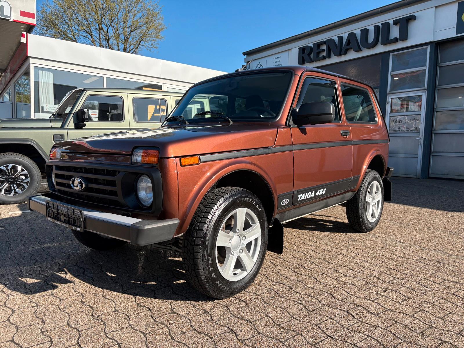 Lada Niva 4x4 Luxus, Mike Sanders, Top Zustand