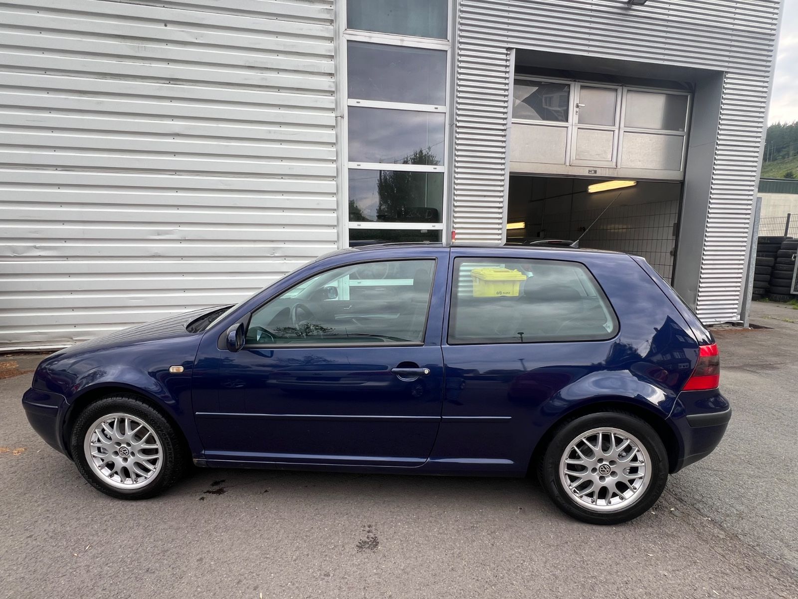 Fahrzeugabbildung Volkswagen Golf 1.8T GTI *2.HAND*RENTNER*