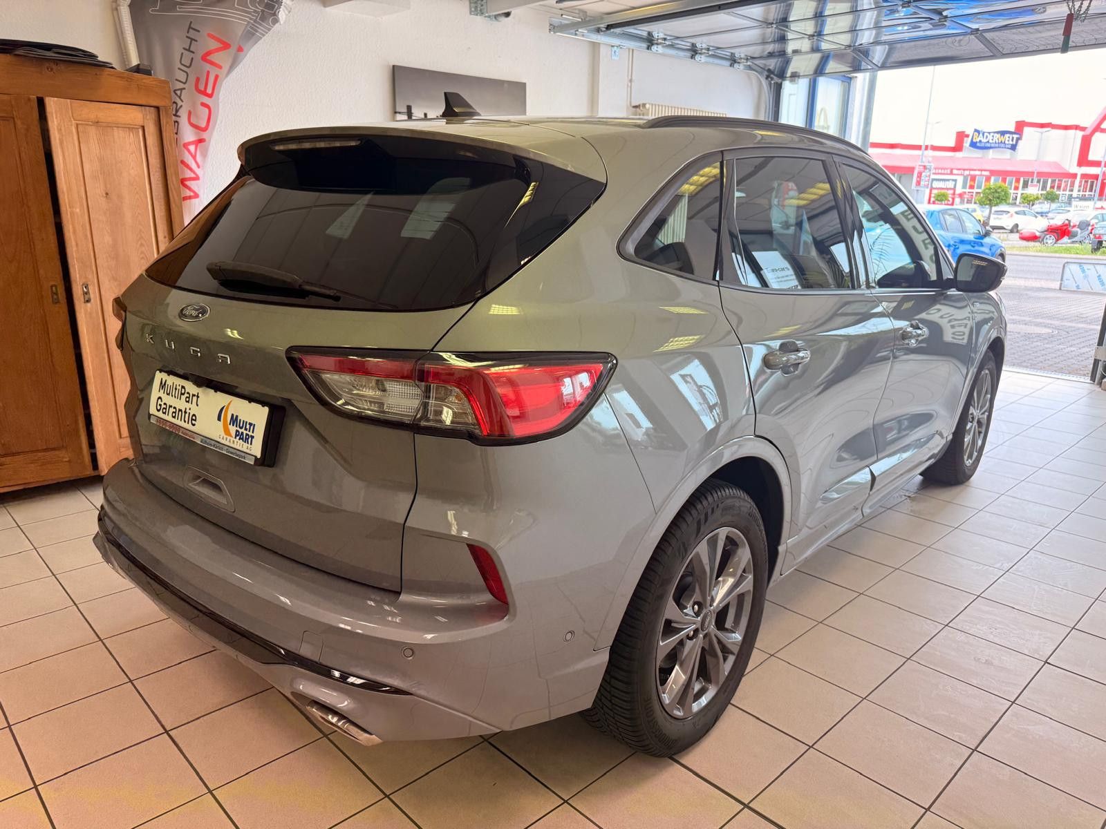 Fahrzeugabbildung Ford Kuga ST-Line X / LED / KAMERA / 25TKM
