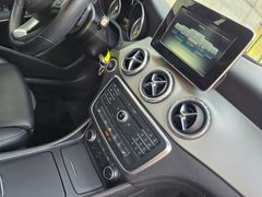 MERCEDES-BENZ GLA 200 1,6 Benzin Navi Automatik 80Tkm TÜV01/28