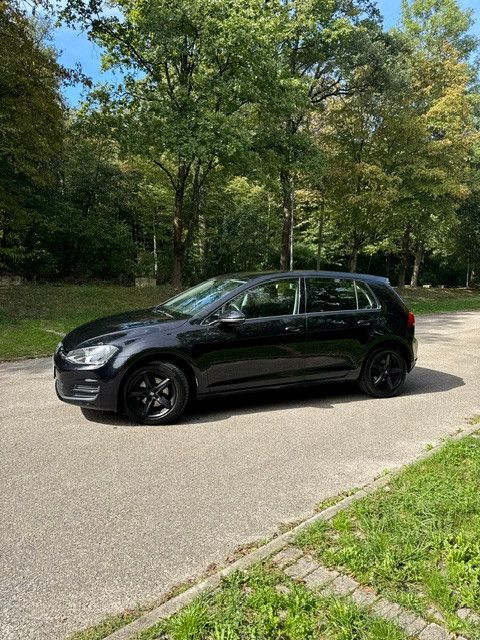 Image of Volkswagen Golf