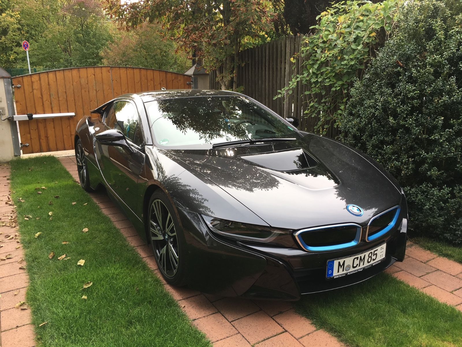 BMW BMW i8 Coupé  Erstzulassung 2015 Nur 2.000 km