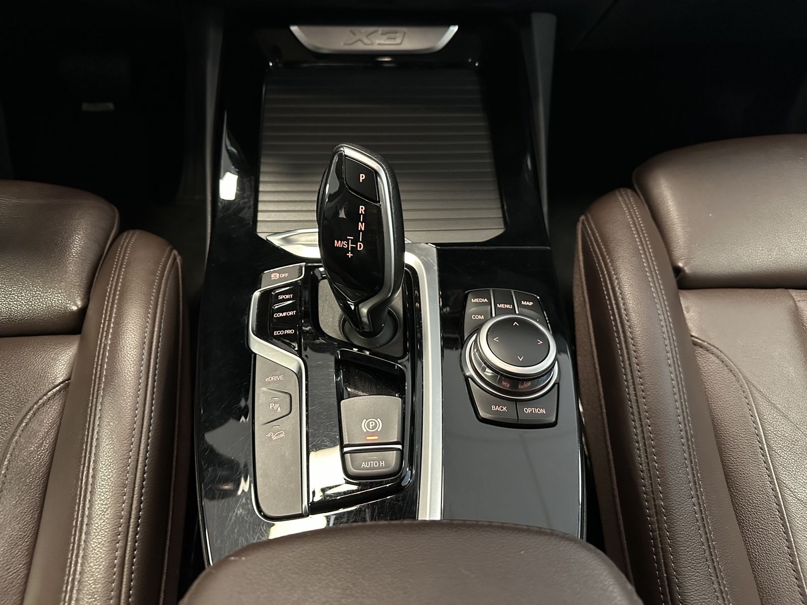 BMW X3 xDrive 30 Advantage AHK Leder Navi LED SHZ foto 23