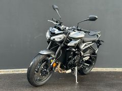 TRIUMPH Street Triple R 765 + Griffheizung + SERVICE NEU